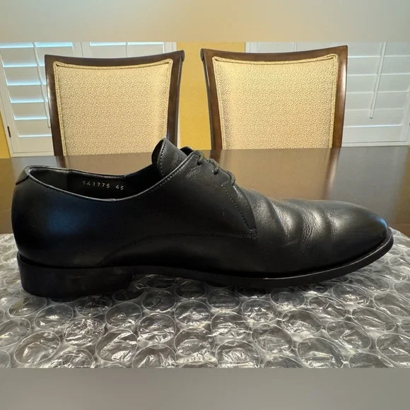 Authentic Balenciaga Black Leather Lace Up Dress Shoes Size  display picture 1